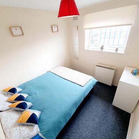 Rayleigh Town Centre 3 Bedroom Apartment Eksteriør bilde