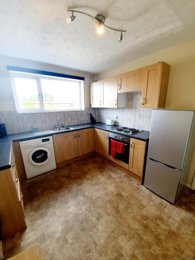 Rayleigh Town Centre 3 Bedroom Apartment Eksteriør bilde